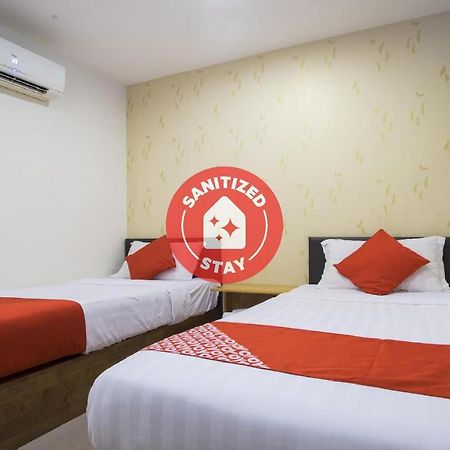 Oyo 982 Hotel Sk 까장 외부 사진