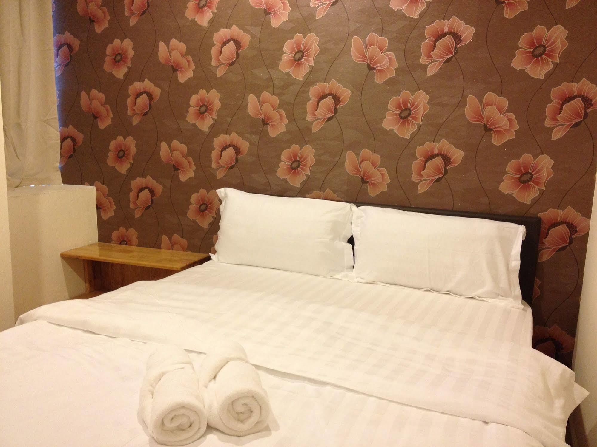Oyo 982 Hotel Sk 까장 외부 사진