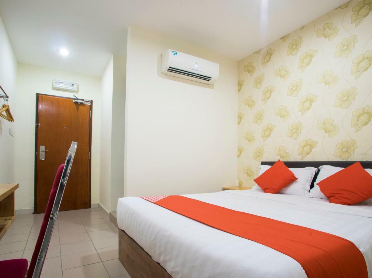 Oyo 982 Hotel Sk 까장 외부 사진