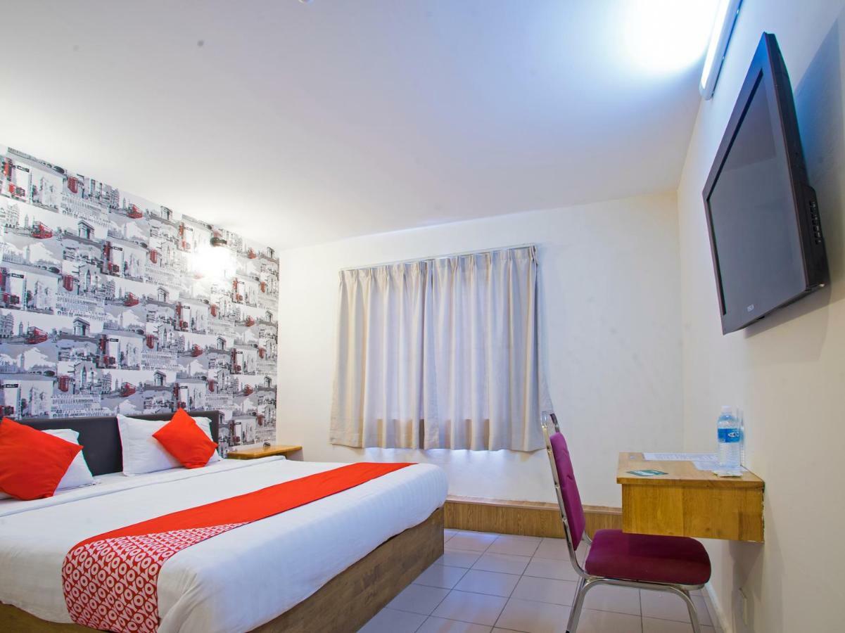 Oyo 982 Hotel Sk 까장 외부 사진
