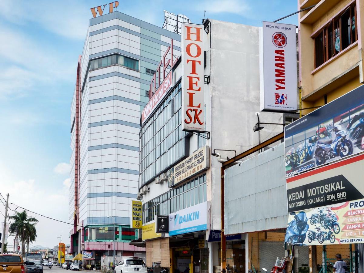 Oyo 982 Hotel Sk 까장 외부 사진